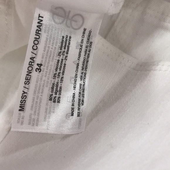 Sanctuary Connector Button Fly Kick Crop Jeans - Picture 11 of 11